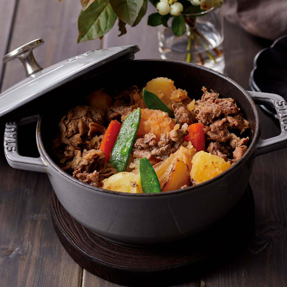 お正月の料理に<ストウブ>